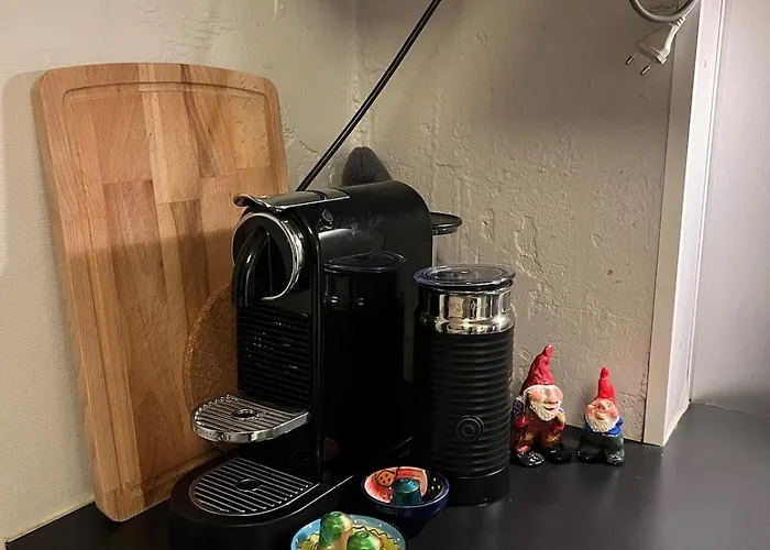 Private, Charming In With A Great View Apartment