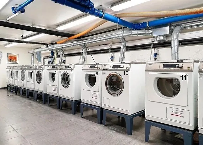 Private, Charming In With A Great View *