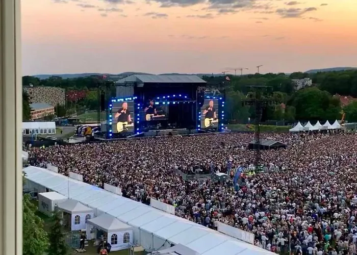 Private, Charming In With A Great View Lägenhet