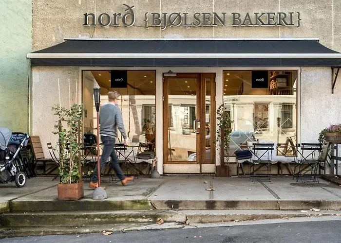 Private, Charming In With A Great View Lägenhet